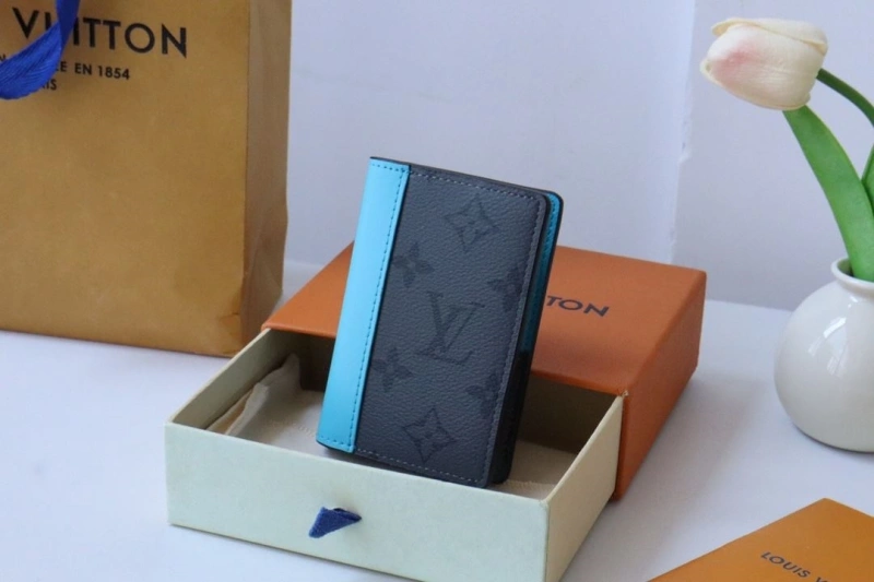 LV Wallets 4178H-0093