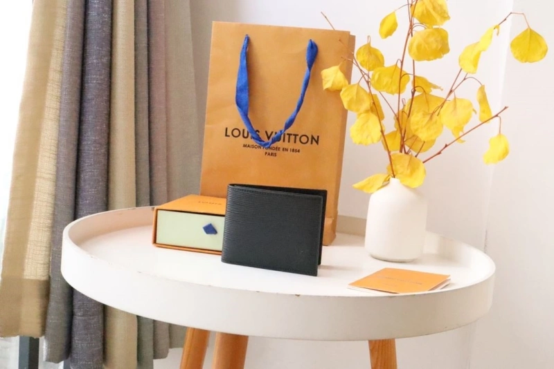 LV Wallets 4178H-0103