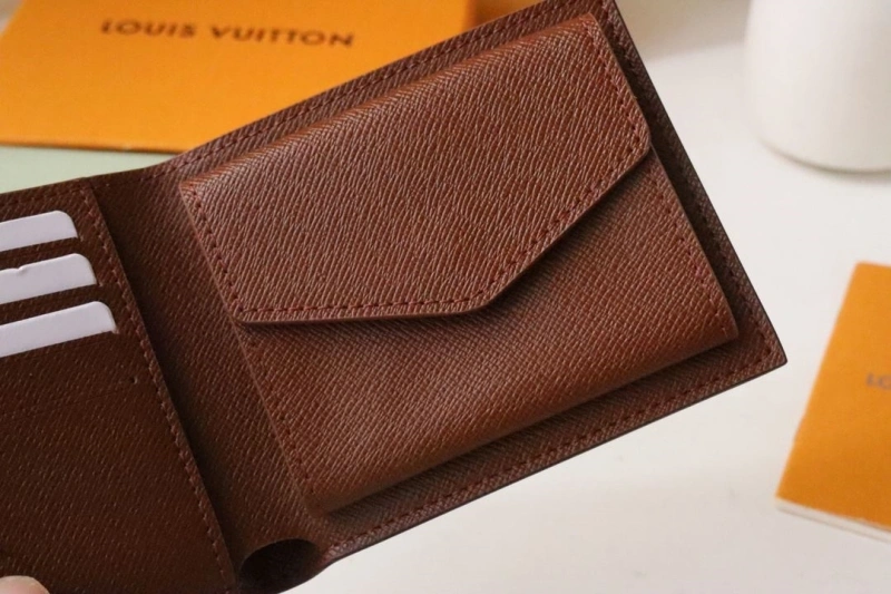 LV Wallets 4178H-0106