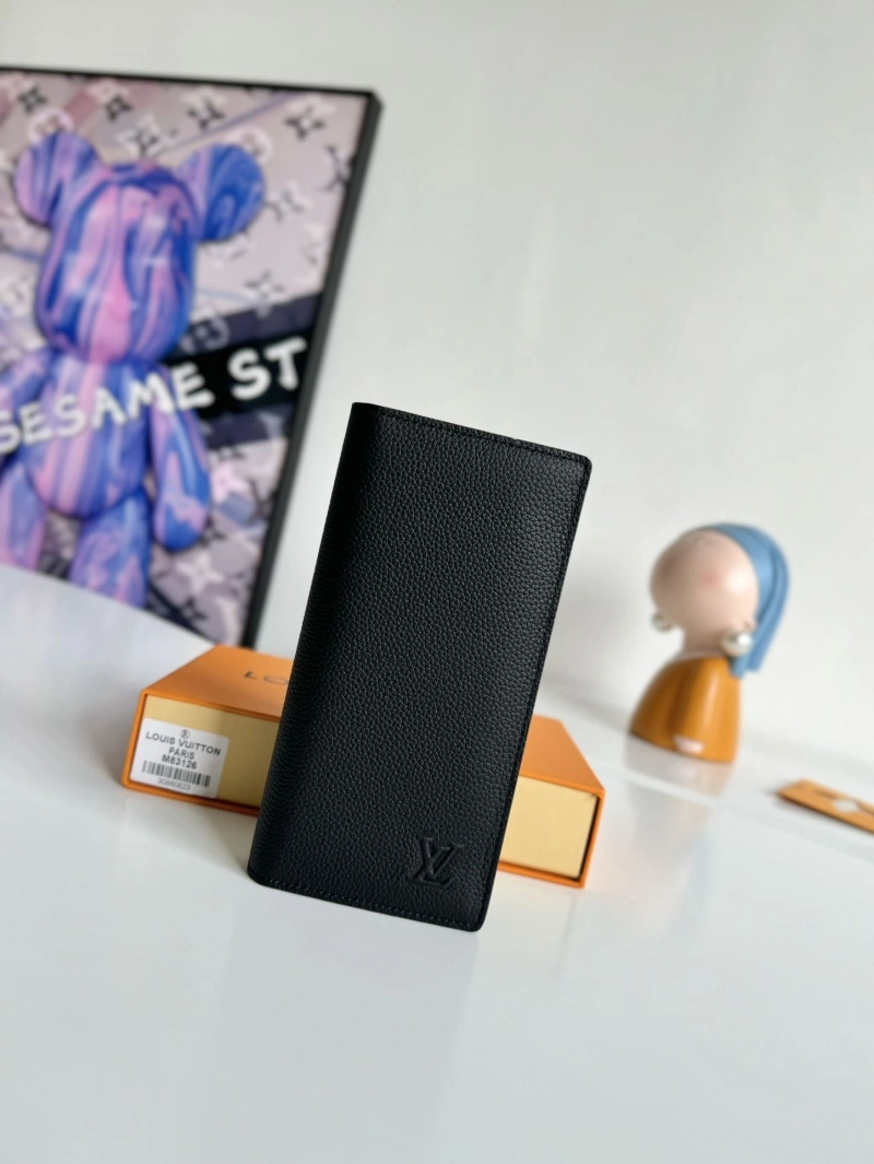 LV Wallets 4178H-0125