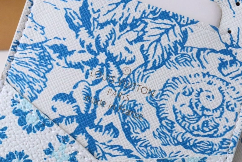 LV Wallets 4178H-0142