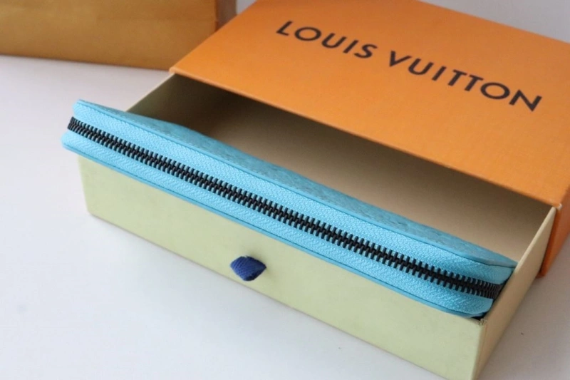 LV Wallets 4178H-0160