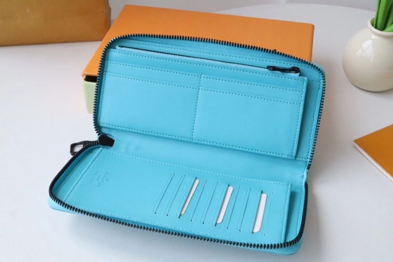 LV Wallets 4178H-0160