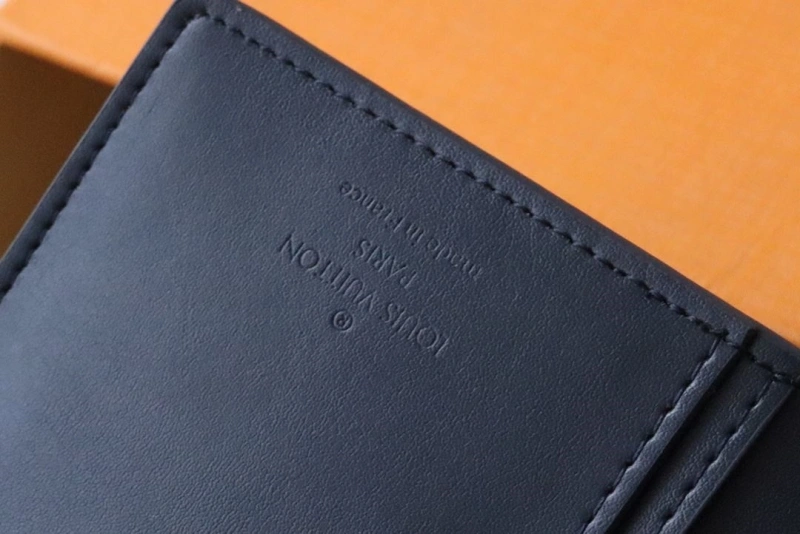 LV Wallets 4178H-0163