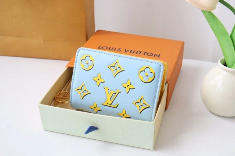 LV Wallets 4178H-0172