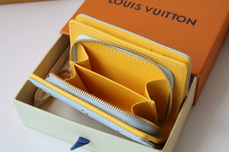 LV Wallets 4178H-0172