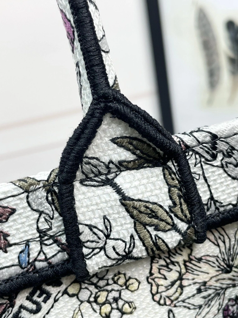 Dior Shopping Bags 4180F-0109