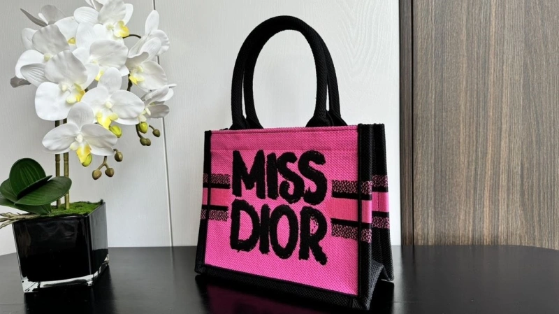 Dior Shopping Bags 4180F-0230