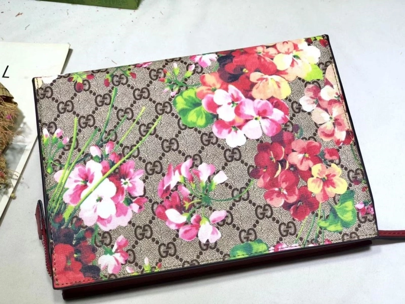 Gucci Clutch Bags 4186-0033