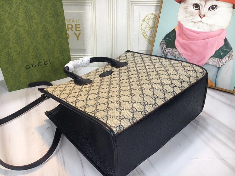 Gucci Shopping Bags 4186-0242
