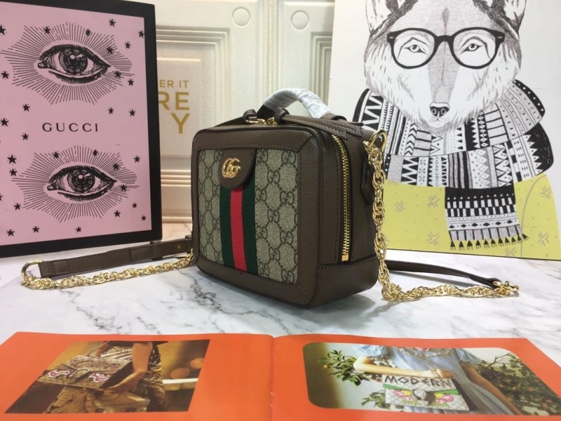 Gucci Cosmetic Bags 4186-0400