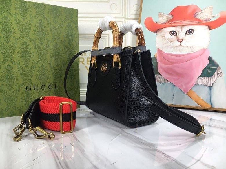 Gucci Shopping Bags 4186-0611