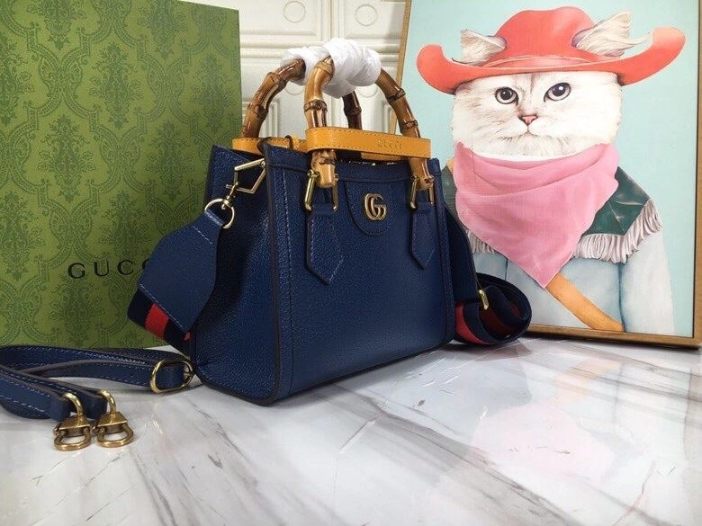 Gucci Shopping Bags 4186-0612