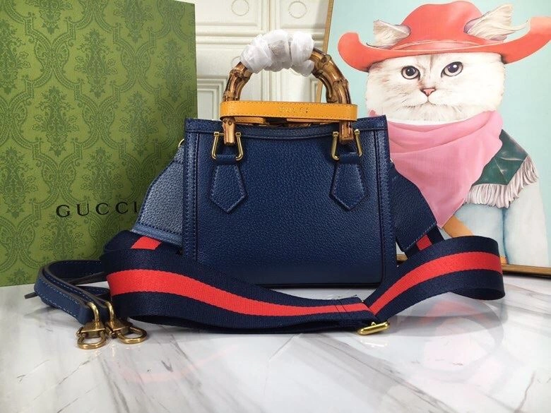Gucci Shopping Bags 4186-0612