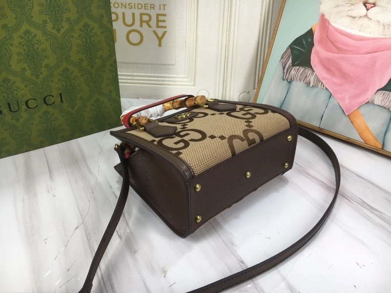 Gucci Shopping Bags 4186-0616