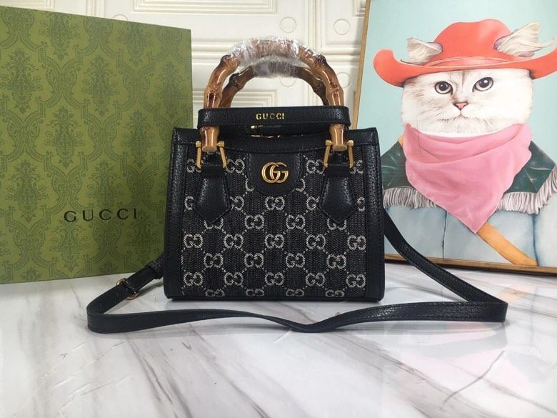 Gucci Shopping Bags 4186-0617