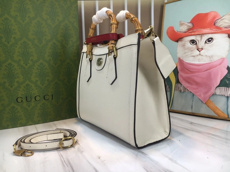 Gucci Shopping Bags 4186-0624