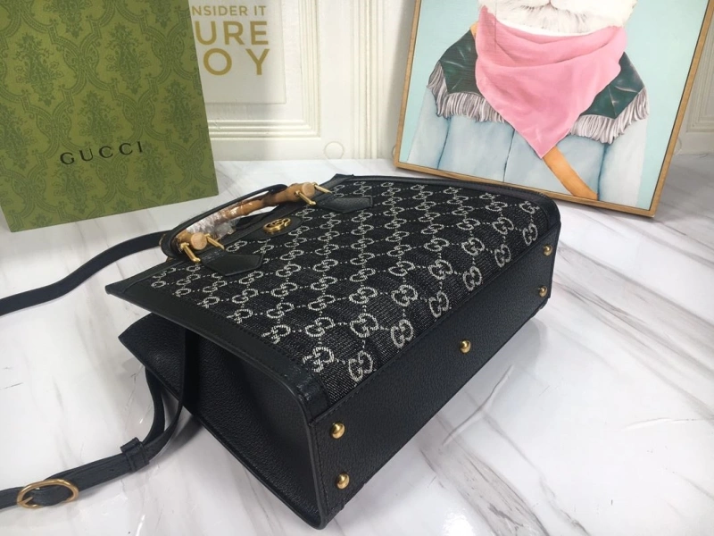 Gucci Shopping Bags 4186-0625