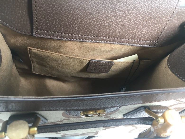 Gucci Shopping Bags 4186-0626