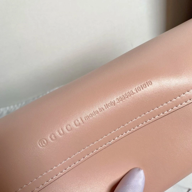 Gucci Shopping Bags 4186-0690