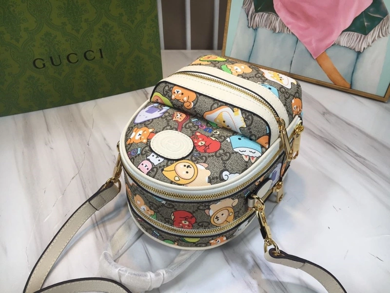 Gucci Backpacks 4189A-0156