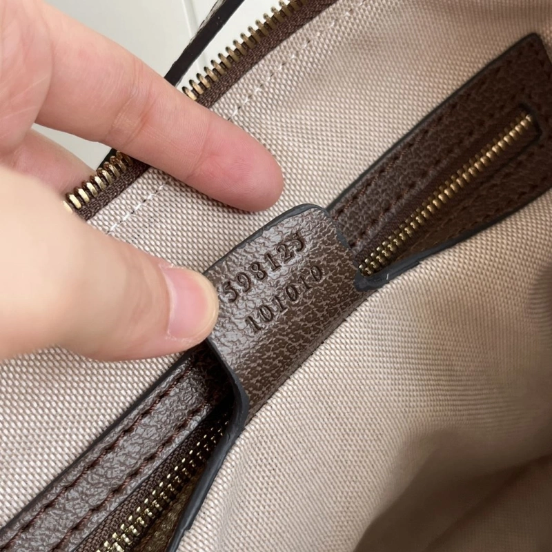 Gvc*1 satchel bags 4189a-0492