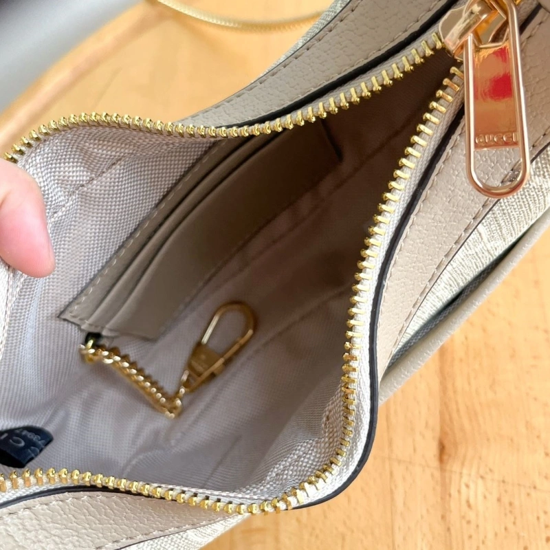 Gvc*1 top handle bags 4189a-0798