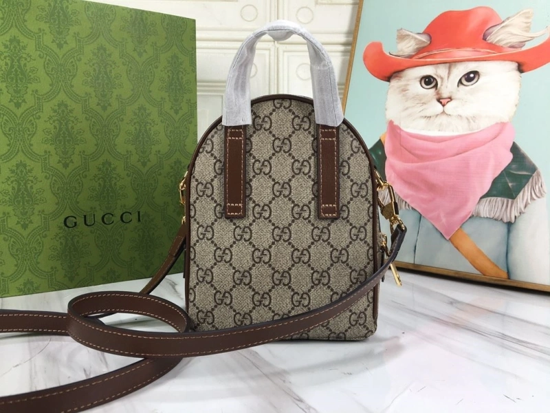 Gucci Backpacks 4189A-0962