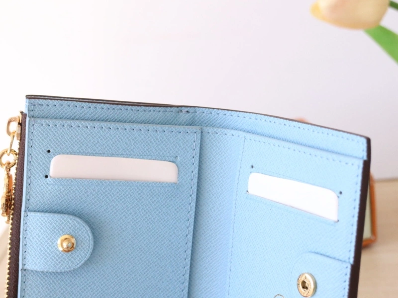 LV Wallets 4192A-0008