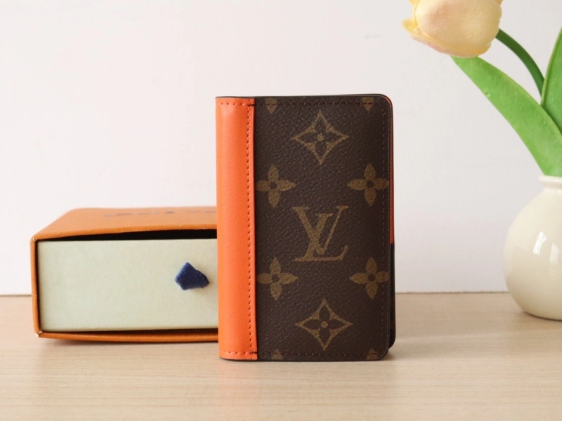 LV Wallets 4192A-0041