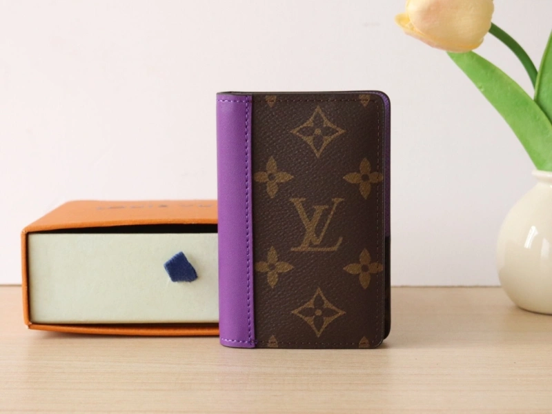 LV Wallets 4192A-0042