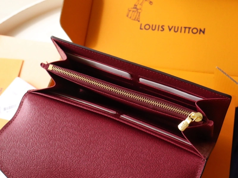 LV Wallets 4192A-0069