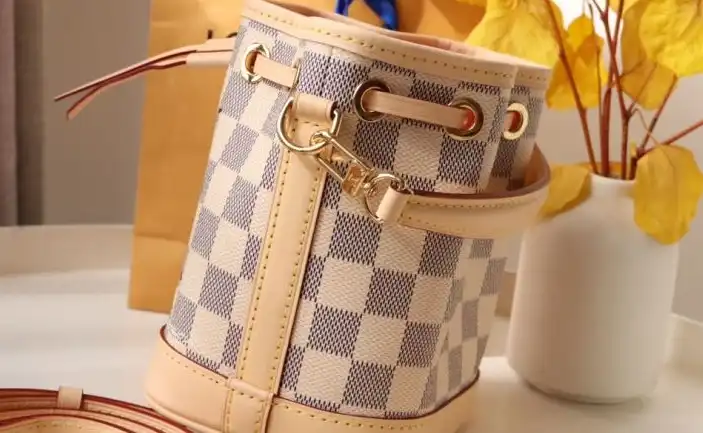 LV Bucket Bags 4192D-0043
