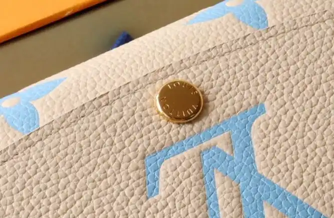 LV Wallets 4192D-0129