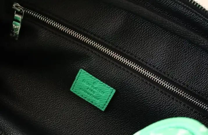 LV Cosmetic Bags 4192D-0161