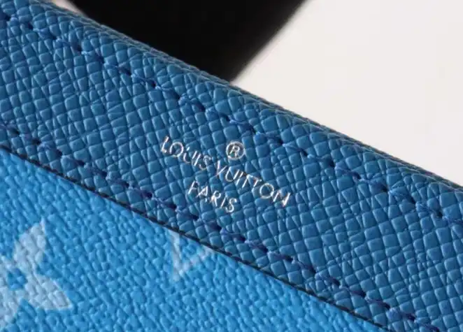 LV Clutch Bags 4192D-0164