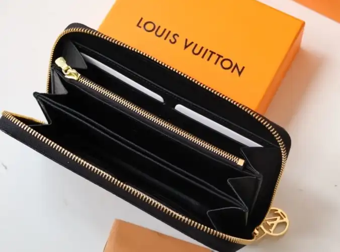 LV Wallets 4192F-0054