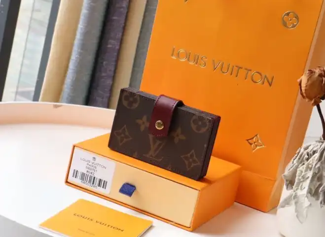 LV Wallets 4192F-0057