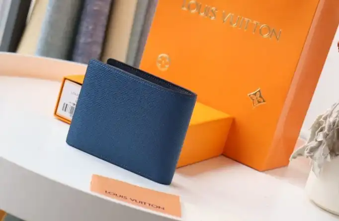 LV Wallets 4192F-0071