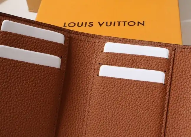 LV Wallets 4192F-0120