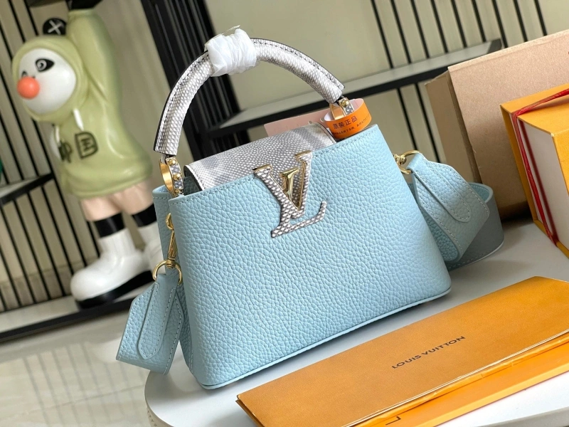 LV Capucines Bags 4194A-0277