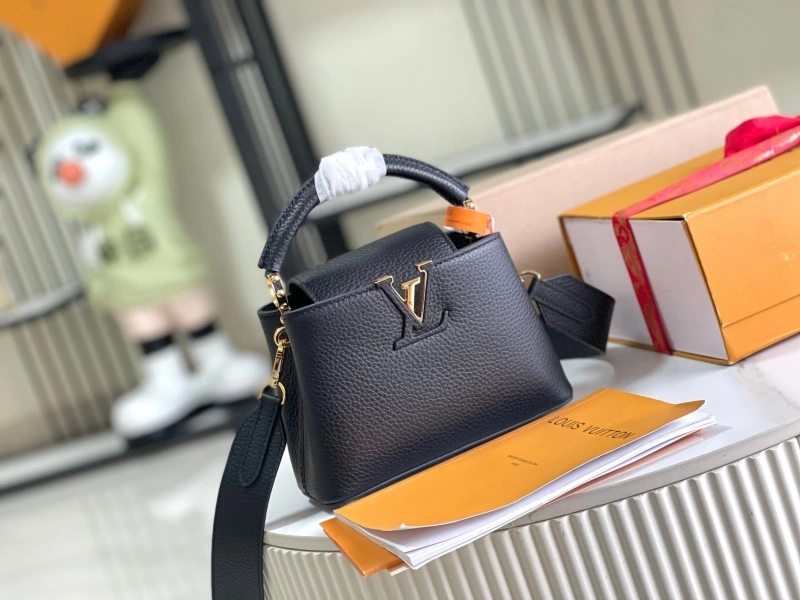 LV Capucines Bags 4194A-0279