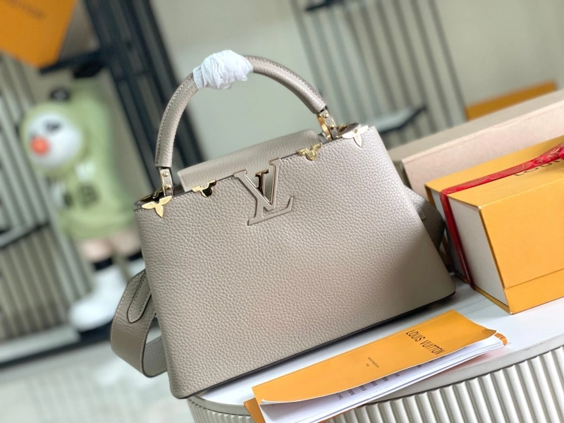 LV Capucines Bags 4194A-0328