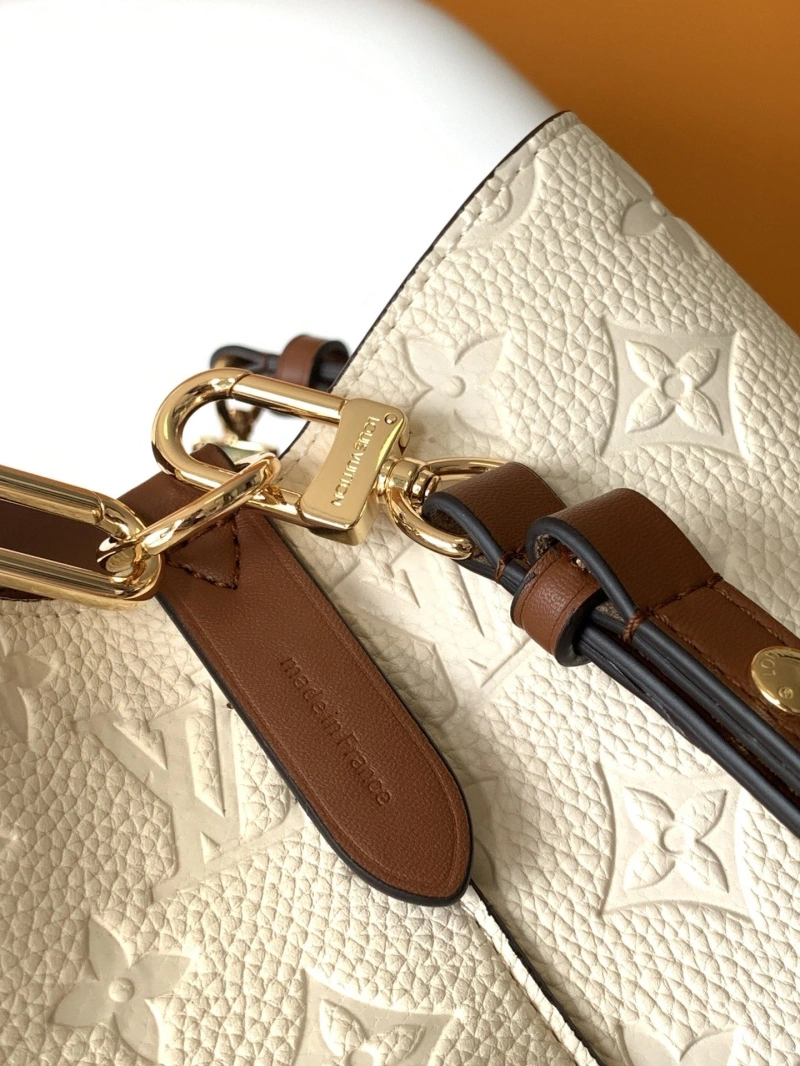 LV Bucket Bags 4194A-0695