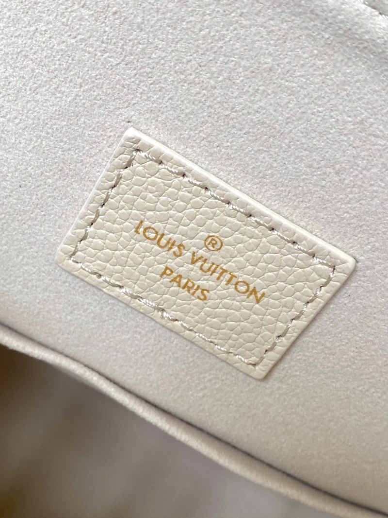 LV Backpacks 4194A-0941