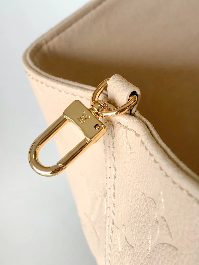 LV Backpacks 4194A-1094