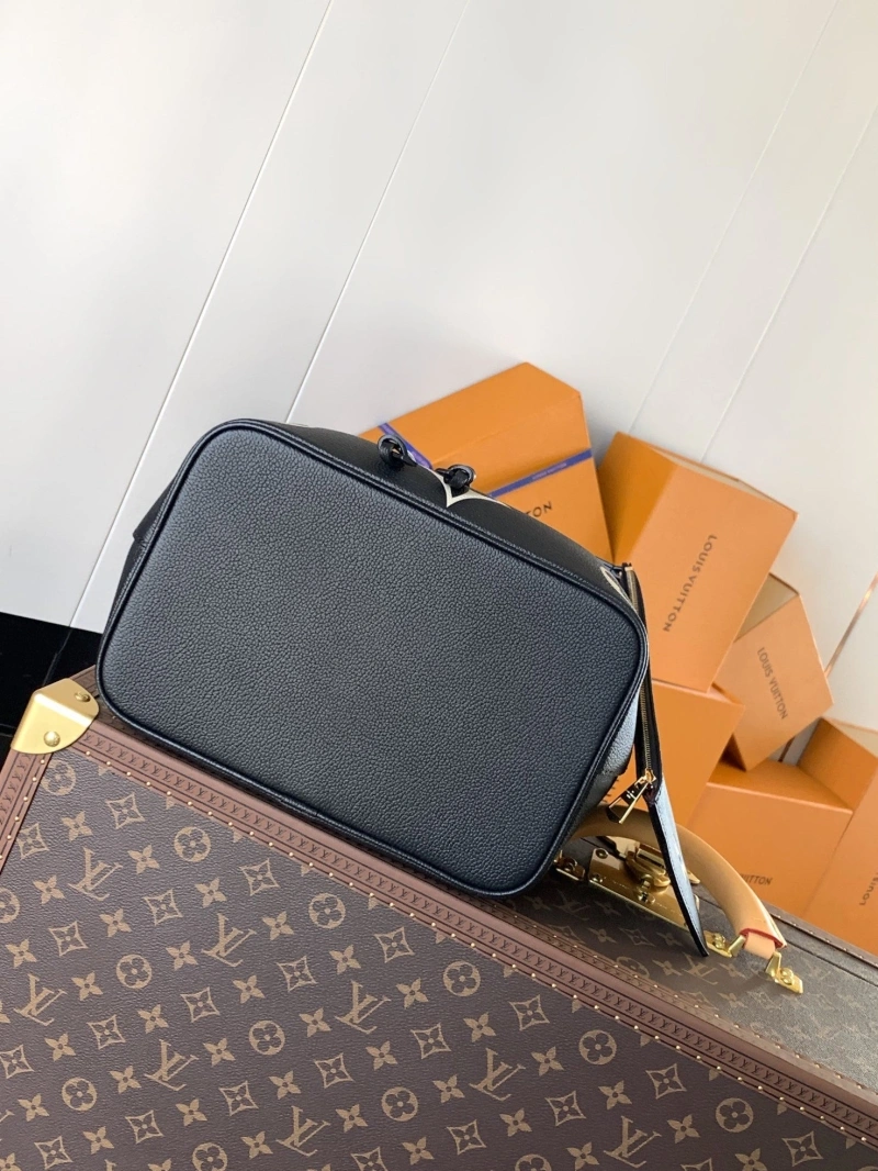 LV Bucket Bags 4194B-0111