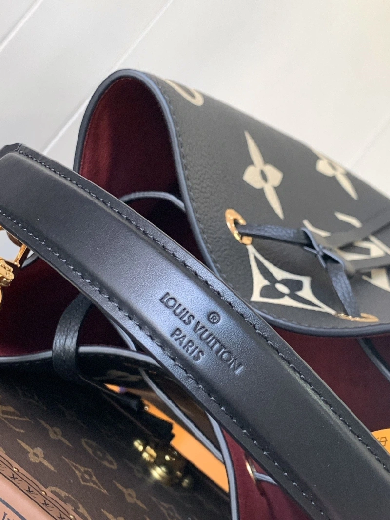 LV Bucket Bags 4194B-0111