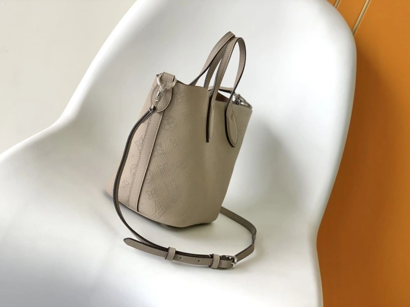 LV Shopping Bags 4194B-0157