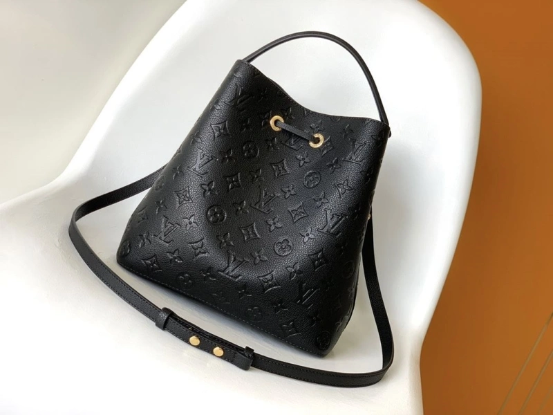 LV Bucket Bags 4194B-0226